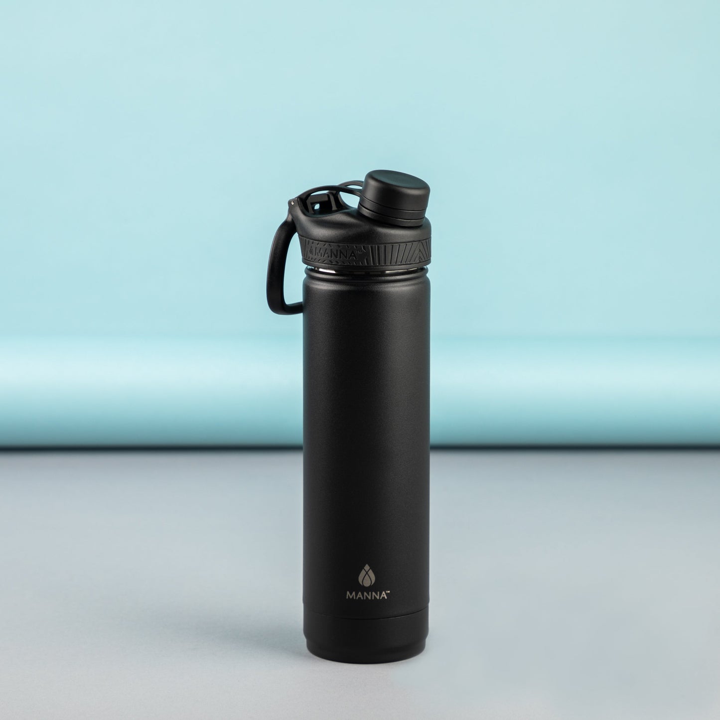 26-oz-saratoga-bottle-f5 MAN_Website_Saratoga_05.jpg
